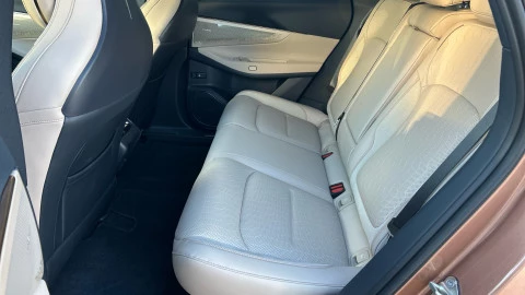 Lynk & Co 08 1.5 PHEV More