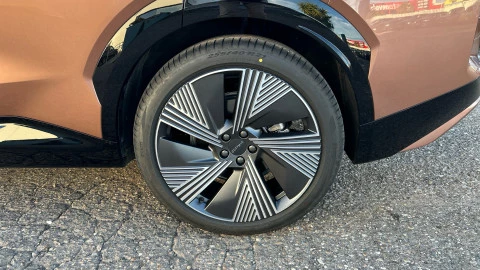 Lynk & Co 08 1.5 PHEV More