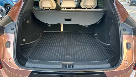 Lynk & Co 08 1.5 PHEV More