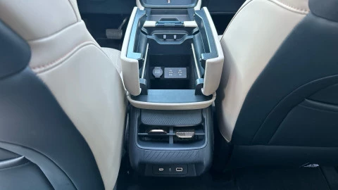 Lynk & Co 08 1.5 PHEV More