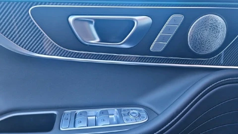 EBRO S700 1.5 TGDI PHEV Luxury E-CVT