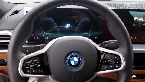 BMW i4 eDrive35