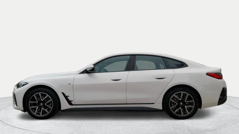 BMW i4 eDrive35