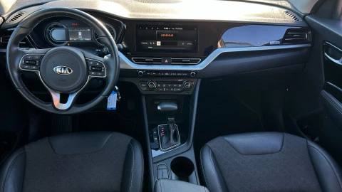 Kia Niro 1.6 GDi HEV 104kW (141CV) Drive