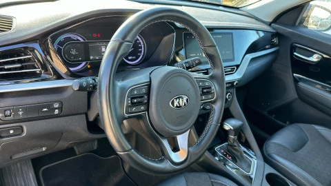 Kia Niro 1.6 GDi HEV 104kW (141CV) Drive