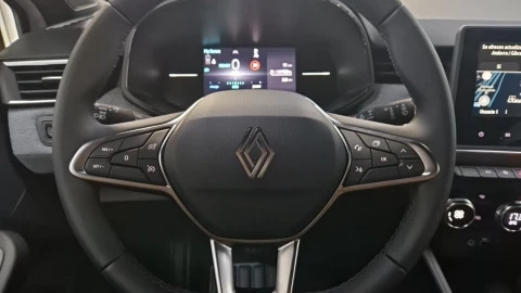 Renault Clio Techno E-Tech full hybrid 145 (103kw)