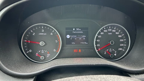 Kia Sportage 1.6 MHEV Drive 100kW (136CV) 4x2