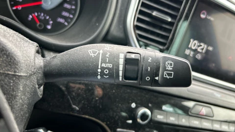 Kia Sportage 1.6 MHEV Drive 100kW (136CV) 4x2