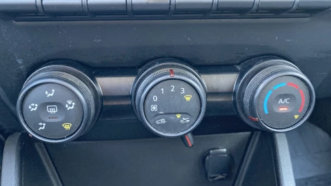 Dacia Duster Essential TCE 74kW(100CV) 4X2