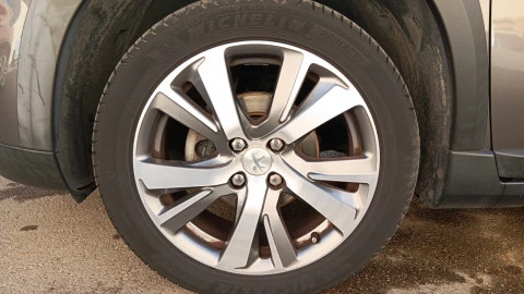 Peugeot 2008 Allure 1.6 BlueHDi 73KW (100CV)