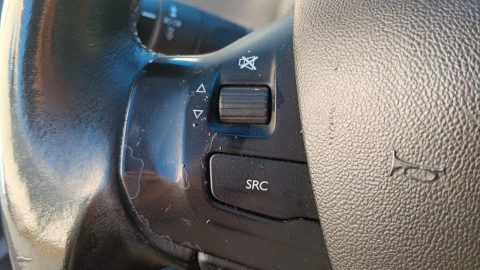 Peugeot 2008 Allure 1.6 BlueHDi 73KW (100CV)