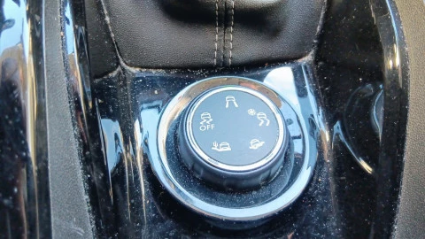 Peugeot 2008 Allure 1.6 BlueHDi 73KW (100CV)