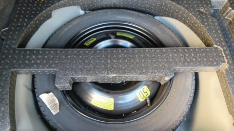 Peugeot 2008 Allure 1.6 BlueHDi 73KW (100CV)