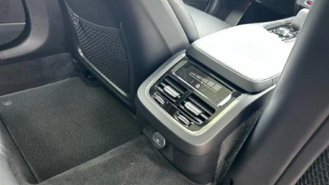 Volvo V90 Cross Country 2.0 B4 D Pro AWD Auto