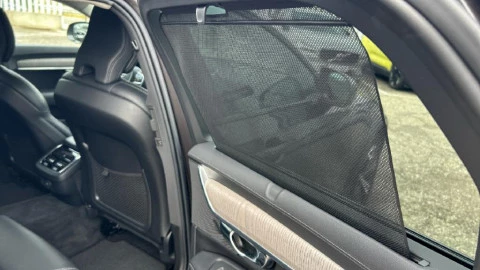 Volvo V90 Cross Country 2.0 B4 D Pro AWD Auto