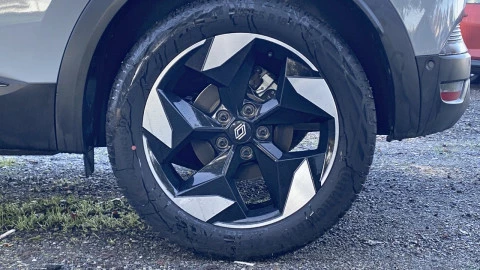 Renault Captur techno Eco-G 100cv (74 kW)