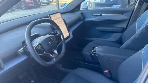 Volvo EX30 Single Motor Core Auto
