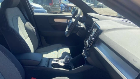 Volvo XC40 2.0 B3 G Core Auto