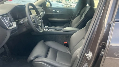 Volvo V60 B4 D Plus Dark Auto 145 kW (197 CV)