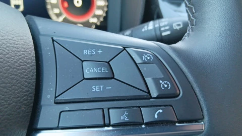 Nissan juke DIG-T 84 kW (114 CV) 6M/T Ikon Edition