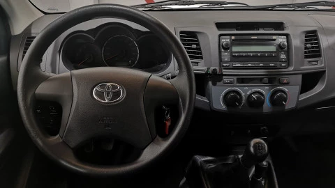 Toyota Hilux 2.5 D-4D Cabina Doble GX