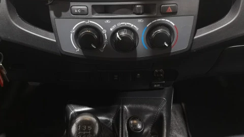 Toyota Hilux 2.5 D-4D Cabina Doble GX