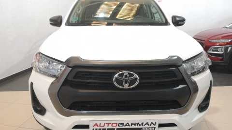 Toyota Hilux 2.4 D4D Cabina Doble GX