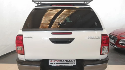 Toyota Hilux 2.4 D4D Cabina Doble GX