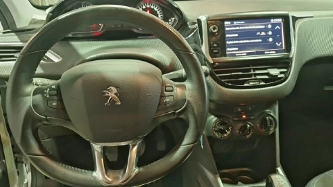 Peugeot 2008 Style 1.2L PureTech 60KW (82CV) S&S