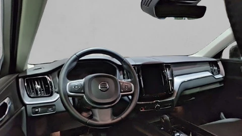 Volvo XC60 2.0 B4 D AWD Momentum Pro Auto