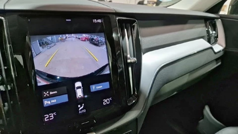 Volvo XC60 2.0 B4 D AWD Momentum Pro Auto