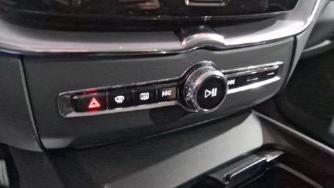 Volvo XC60 2.0 B4 D AWD Momentum Pro Auto