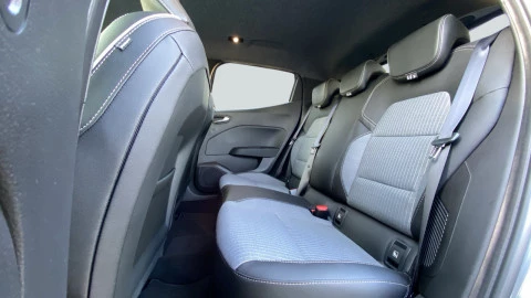 Renault Clio Techno E-Tech full hybrid 145 (103kw)