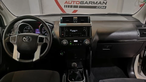 Toyota Land Cruiser 2.8 D-4D GX