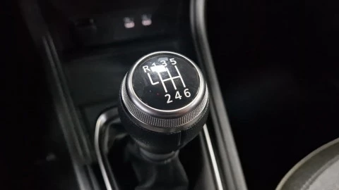 Renault Captur techno Eco-G 100cv (74 kW)