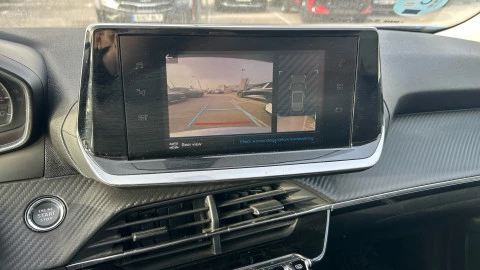 Peugeot 2008 Allure Puretech 100 S&S BVM6