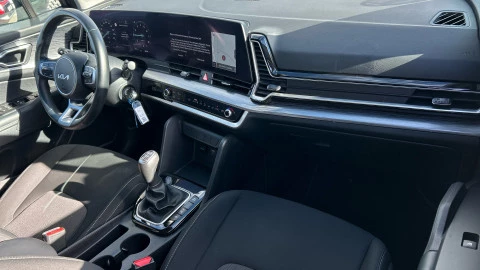 Kia Sportage 1.6 T-GDi MHEV 118kW (160CV) Drive 18