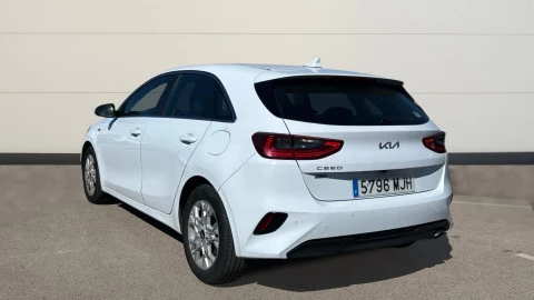 Kia Ceed 1.6 MHEV iMT 100kW (136CV) Drive