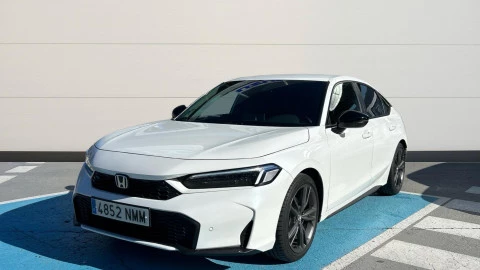 Honda Civic 2.0 i-MMD Sport CVT
