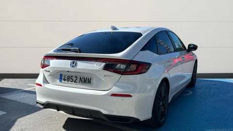 Honda Civic 2.0 i-MMD Sport CVT