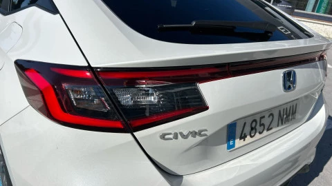 Honda Civic 2.0 i-MMD Sport CVT