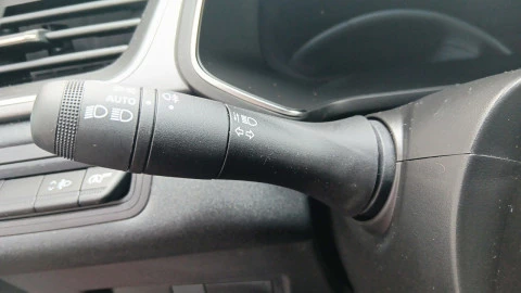 Renault Captur techno Eco-G 100cv (74 kW)