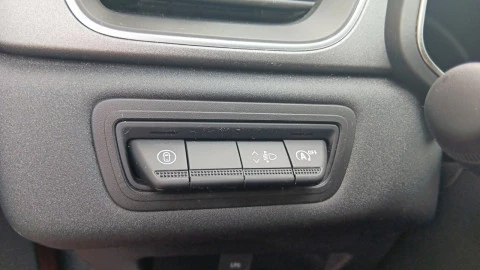 Renault Captur techno Eco-G 100cv (74 kW)
