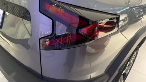 Dacia Bigster Hybrid 155 Journey