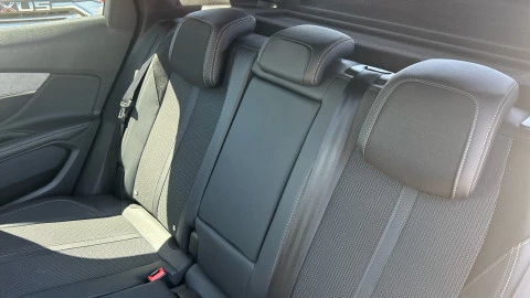 Peugeot 3008 Hybrid 1.2 100KW GT eDCS6