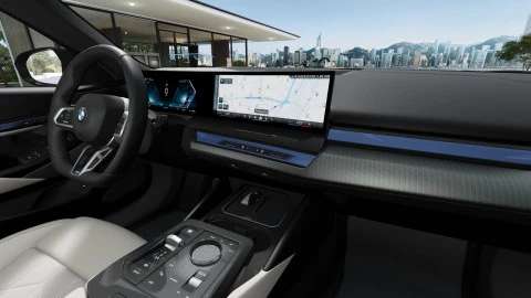 BMW i5 xDrive40