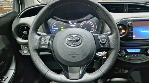 Toyota Yaris 1.5 100H Active