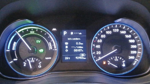 Hyundai Kona 1.6 GDI HEV Tecno Red DCT