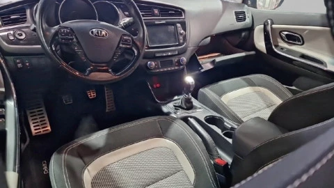 Kia Cee'd 1.4 CVVT 74kW (100CV) Concept Plus