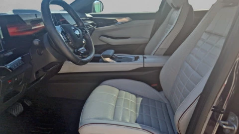 Renault Espace Iconic E-Tech full hybrid 146kW